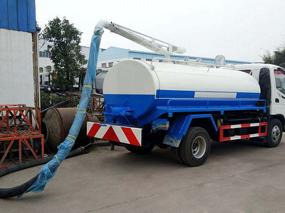 福田歐馬可6噸吸糞車(chē)配置參數(shù)